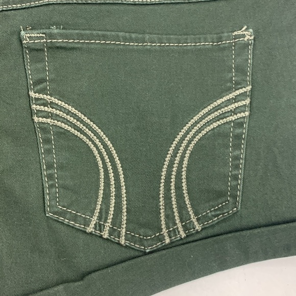 Hollister Short Short Low Rise shorts Size 11/30 stretch Dark green rolled hem - Picture 3 of 10
